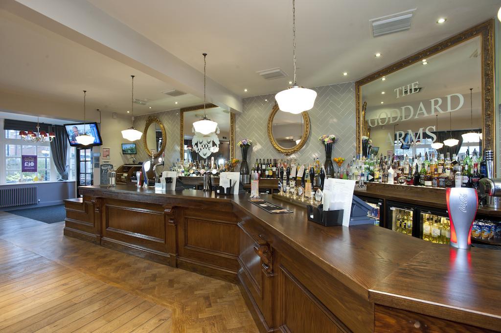 فندق The Goddard Arms سويندون المظهر الخارجي الصورة