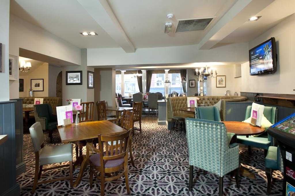 فندق The Goddard Arms سويندون المظهر الخارجي الصورة