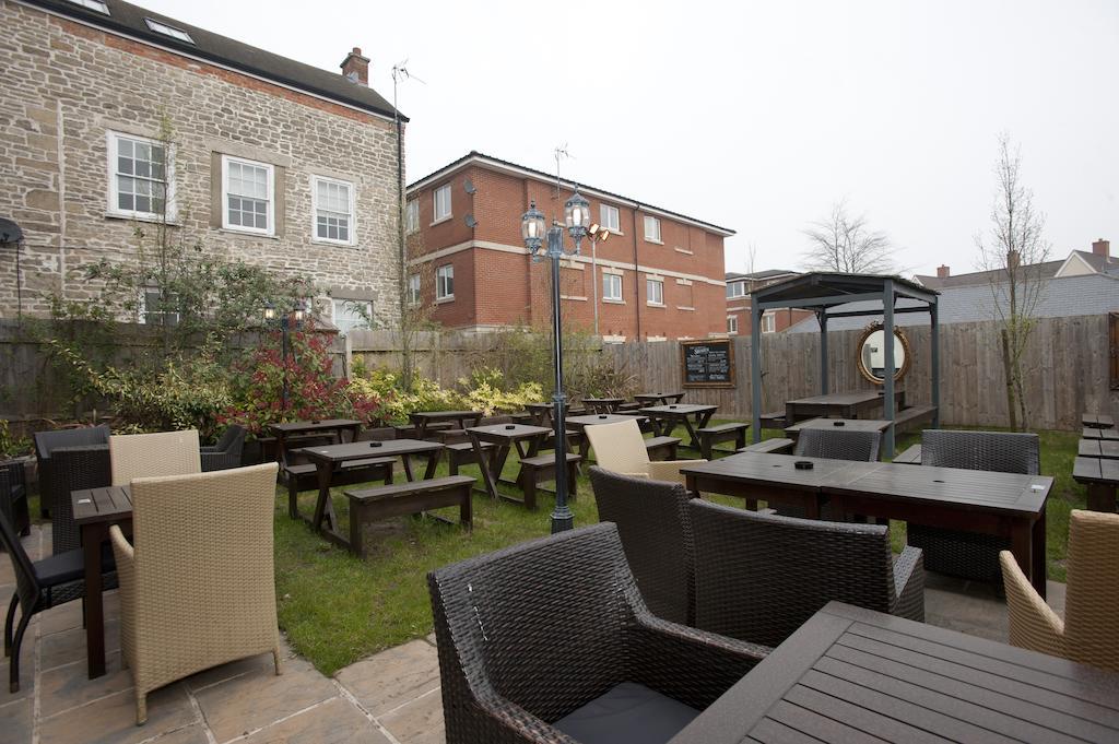 فندق The Goddard Arms سويندون المظهر الخارجي الصورة