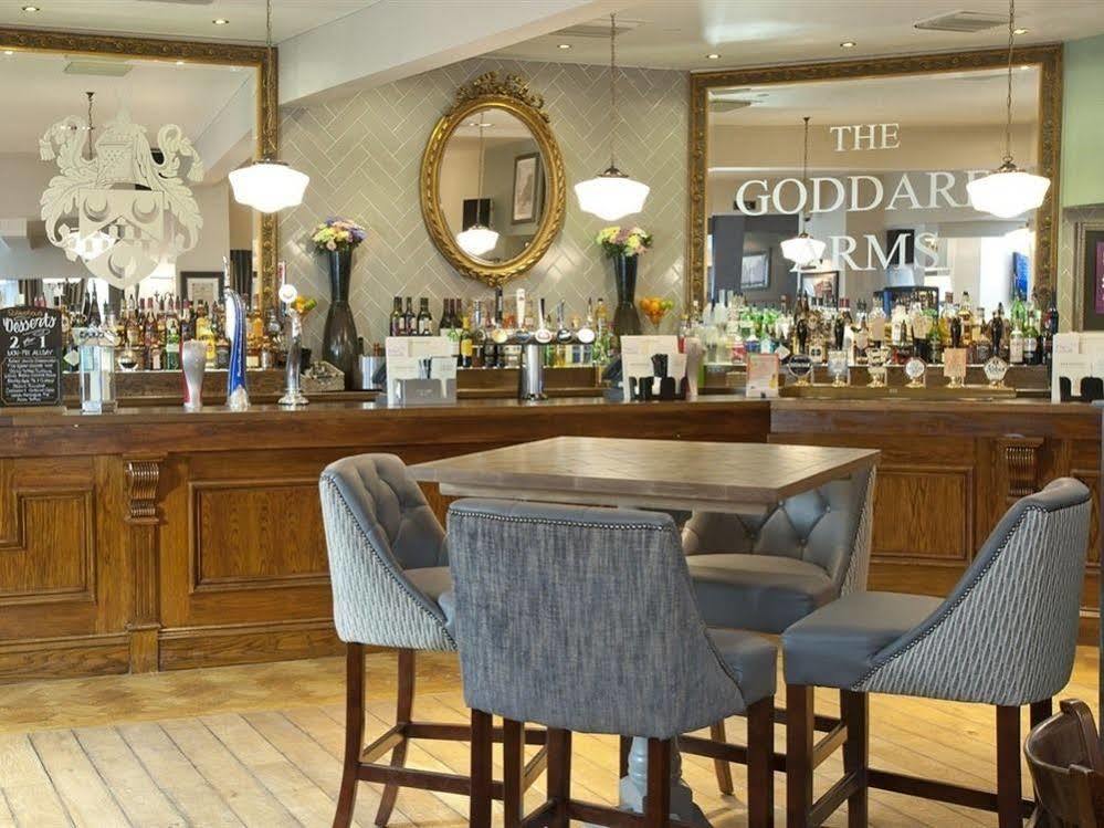 فندق The Goddard Arms سويندون المظهر الخارجي الصورة